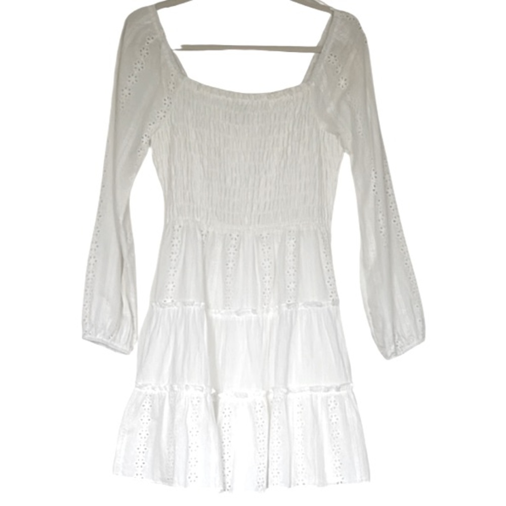 PAPER CRANE Women's L/S White Eyelet Ruching Bodice Lined Size Small Feminine